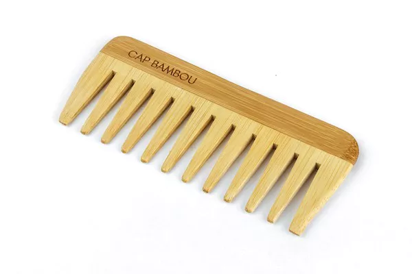 Peigne sans manche et dents larges en Bambou "Cap Bambou" – Image 2